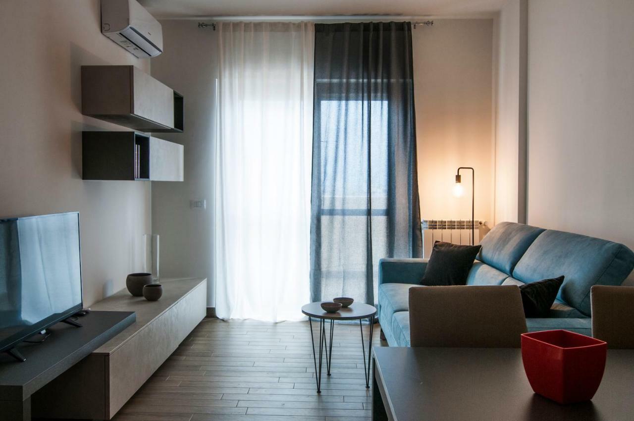 Apartment Fonte Laurentina Rom